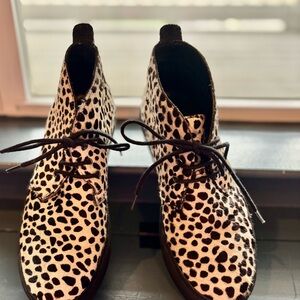 Kickers - Hi Stack , high model leopard print, lace Up, hi-top boots